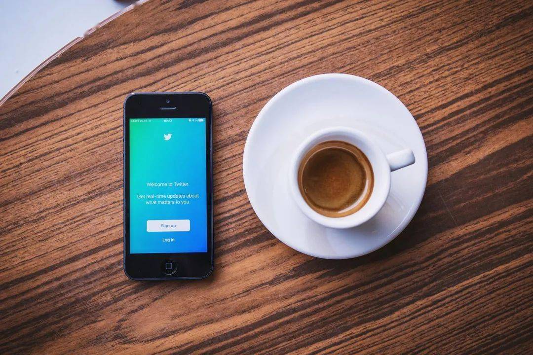 社交平台英语_英语社交app_社交英语平台怎么说