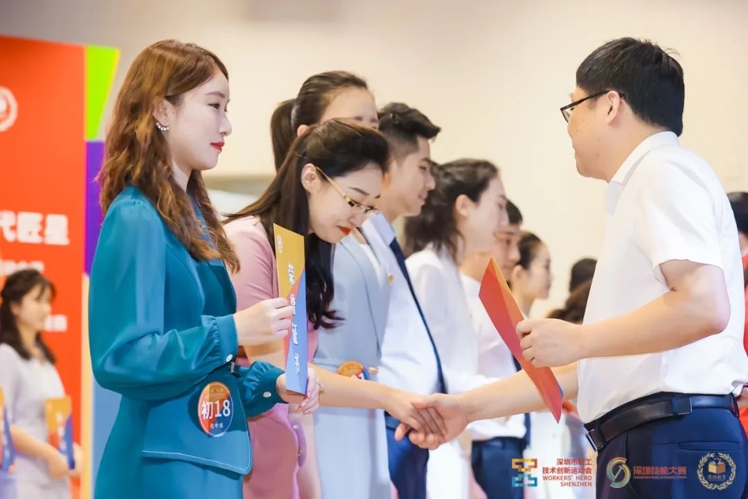 罗湖外语学校十个真相_罗湖一对一外教_罗湖外语教育集团