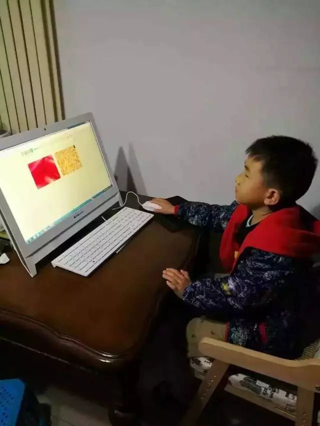 大思英语游戏化闯关学习法_大思英语少儿英语课程_初级外教一对一培训课程安排