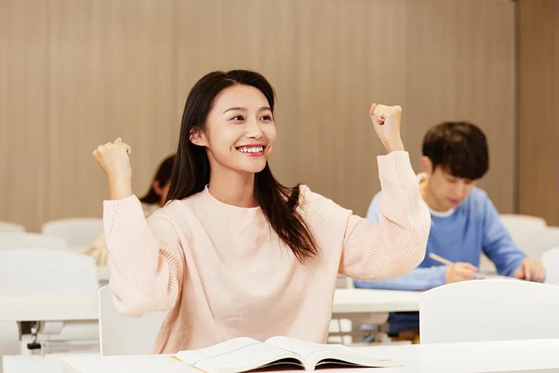 选择好的成人英语培训机构_免费外教一对一试听课程_东城外教成人英语机构哪家好