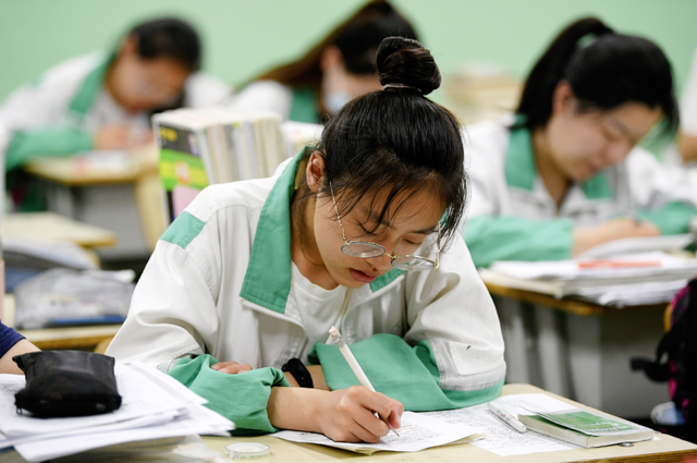 怎么能学好英语_学应用英语好还是商务英语好_英语是学美标好还是英标好