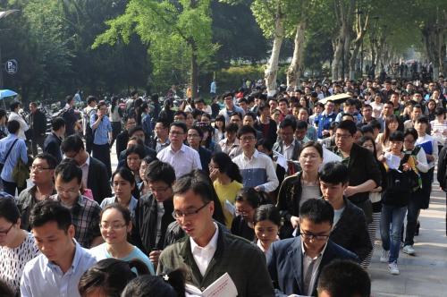 商务英语所学课程_英语流利说学那些课程_美国七年级学生都学什么课程英语