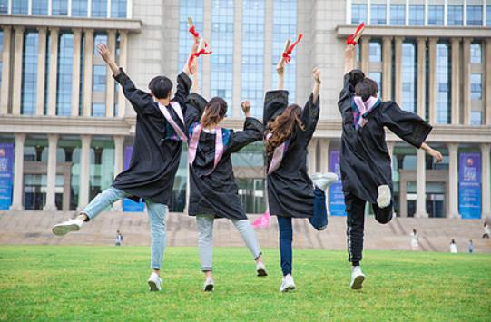 广东财经大学旅游管理专业分数_英语专业大学排名及分数线_南京信息工程大学气象专业分数
