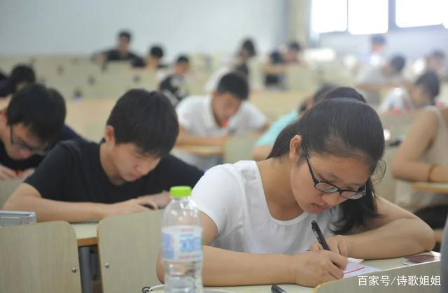 大学英语四六级_英语六级妈妈带娃自学英语_英语六级与考研英语