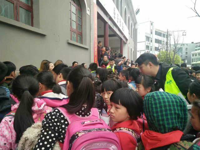 清华大学姚班和钱班_英语实体班培训_英语培训班多少钱一个月