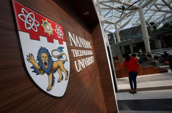 衢州学成人英语价格_学英语价格_学乐英语价格