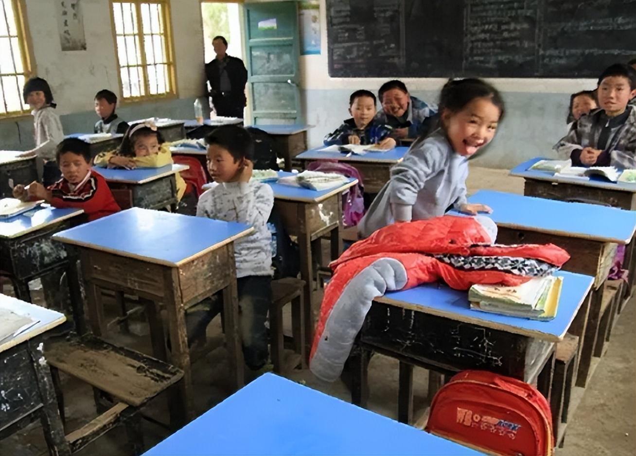 网上学初中英语一对一_网上学英语真的有用吗_有免费的网上学英语吗
