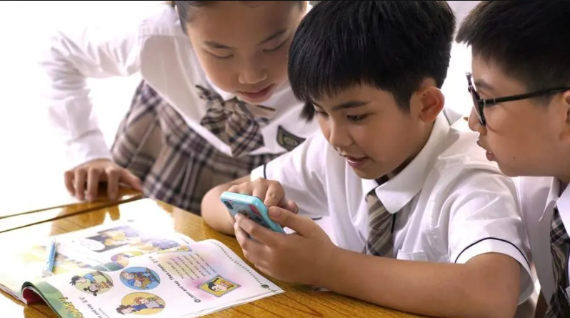 学英语教材_英语零基础学口语好点的教材_学乐英语是什么教材