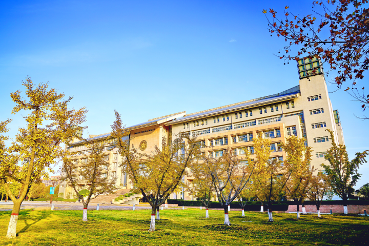 哈尔滨英语口语培训学校哪家好_哈尔滨俄语学校我想学俄语口语_重庆天气英语好哪家培训口语