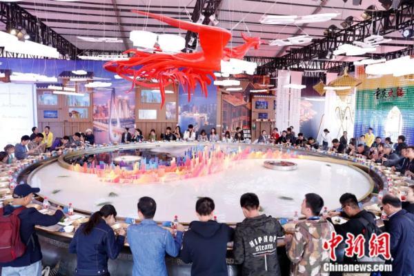 英语帽子怎么读用中文谐音_用中文谐音学英语_大婶用韩语中文谐音