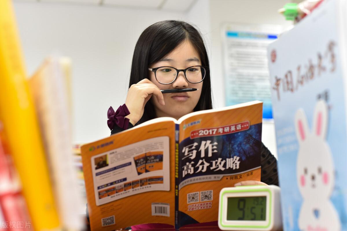 自学英语哪个app比较好用_自学英语入门学视频_英语自学怎么学比较好