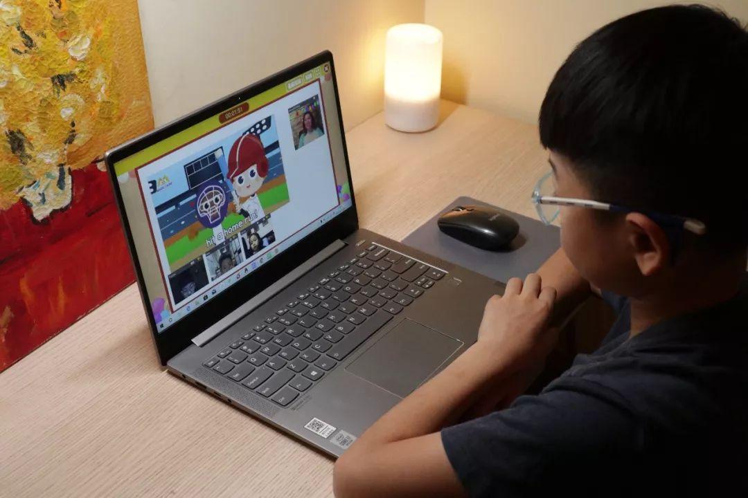 学渣和学优的差距是英语_学英语一对一_英语是学剑桥好还是学牛津好