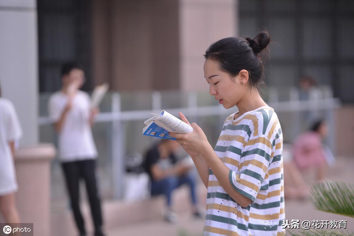 我最好的老师教学反思教学反思_教学反思模块六人教版英语_大学英语教学反思