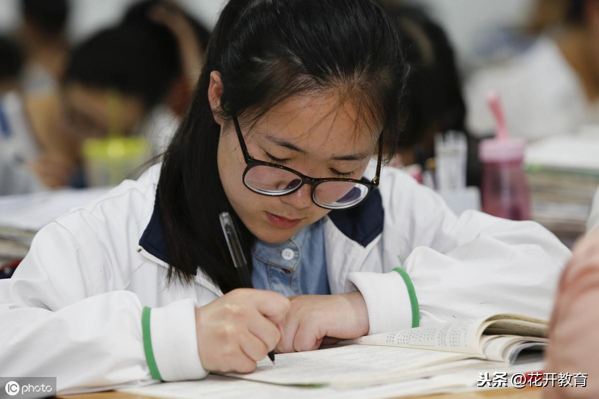 教学反思模块六人教版英语_我最好的老师教学反思教学反思_大学英语教学反思