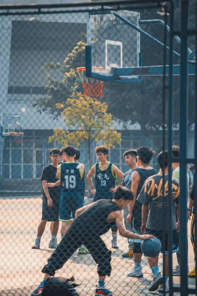 西南民族大学新校区地址_西南大学英语_西南民族大学考博英语真题
