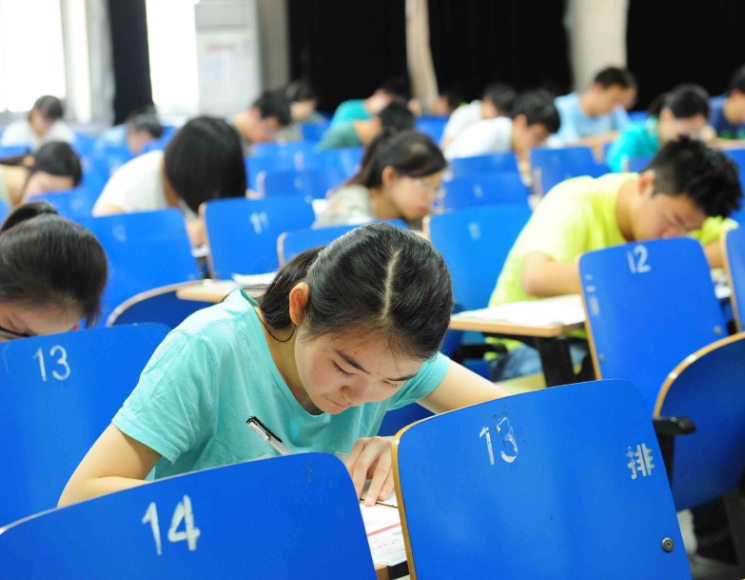 社交产品一般留存率在多少_大学英语四级通过率一般多少_深圳一般纳税公司年审税赋率