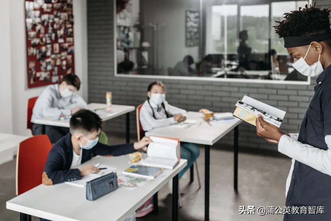 英语班规海报_需要重点关注学生及措施_在学校需要老师特别关注事项