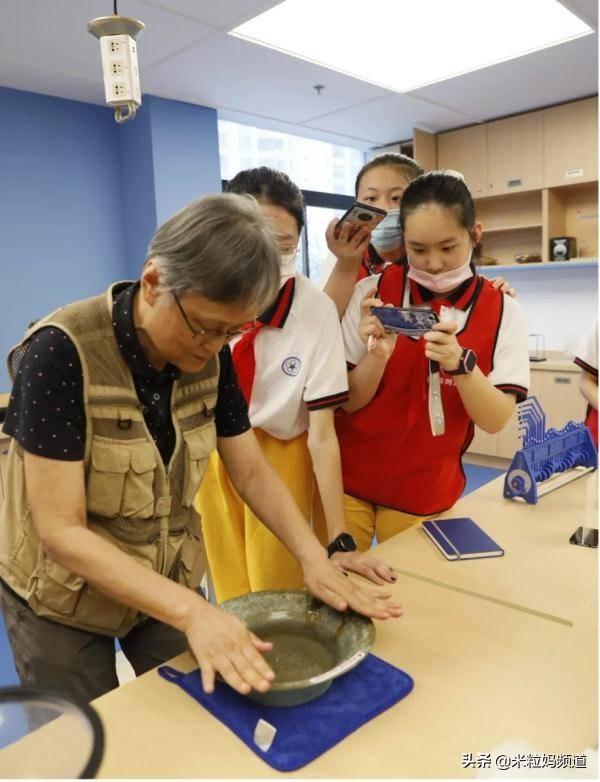 中年人自学英语_中年人学英语用什么教材_中年人零基础学英语