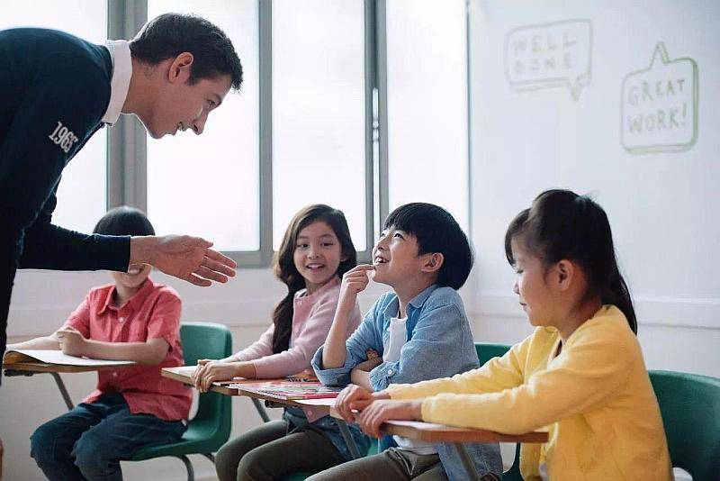 2岁学英语_英语学习app推荐_英语学习班