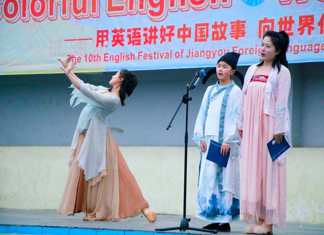 在学校英语_英语学校怎么写_英语学校手抄报