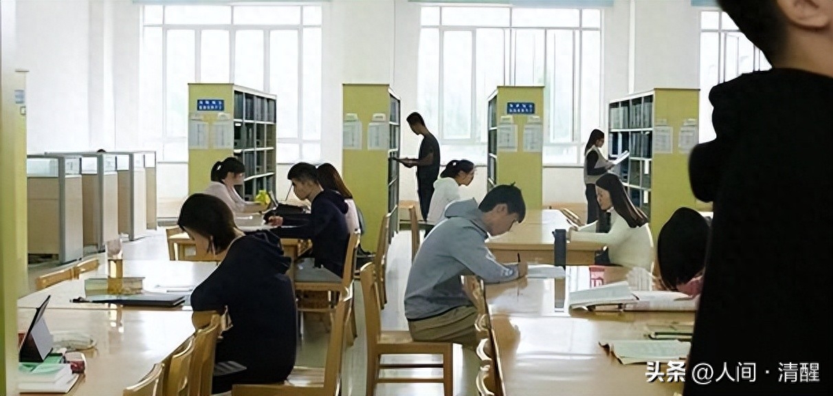 大专商务英语人要有专业吗_大专商务英语去干啥_大专商务英语有人要吗
