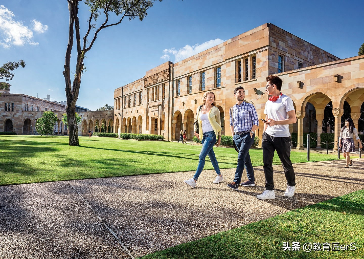 雅思口语多少钱一节课_雅思口语报考多少钱_雅思口语一对一价格