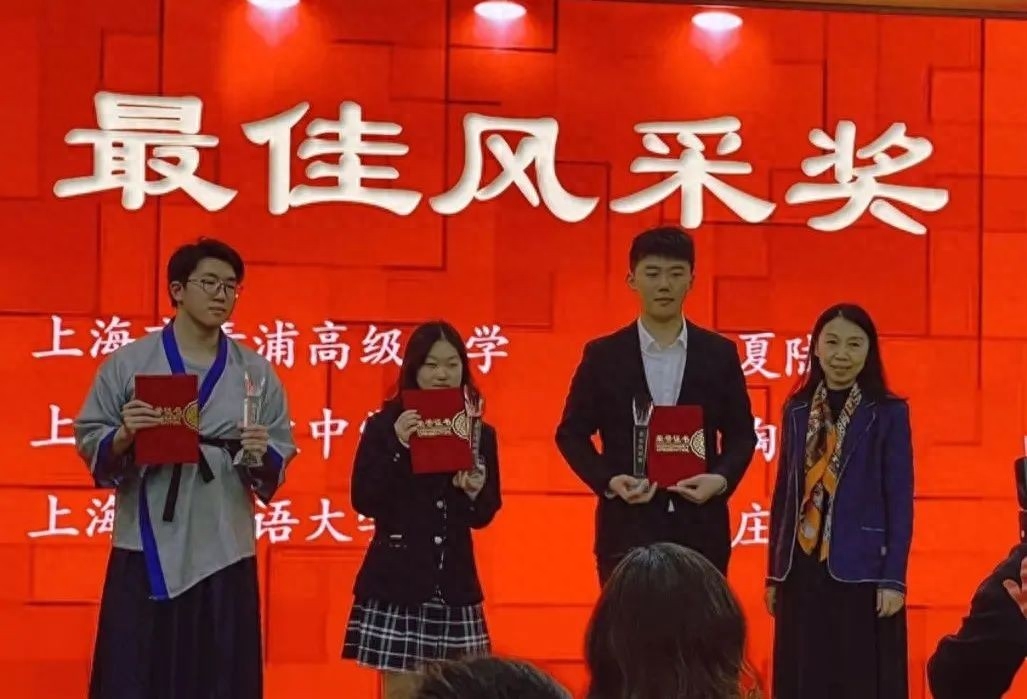 海外学院英语_上海外国语大学英语_国语海外英语大学上几年毕业