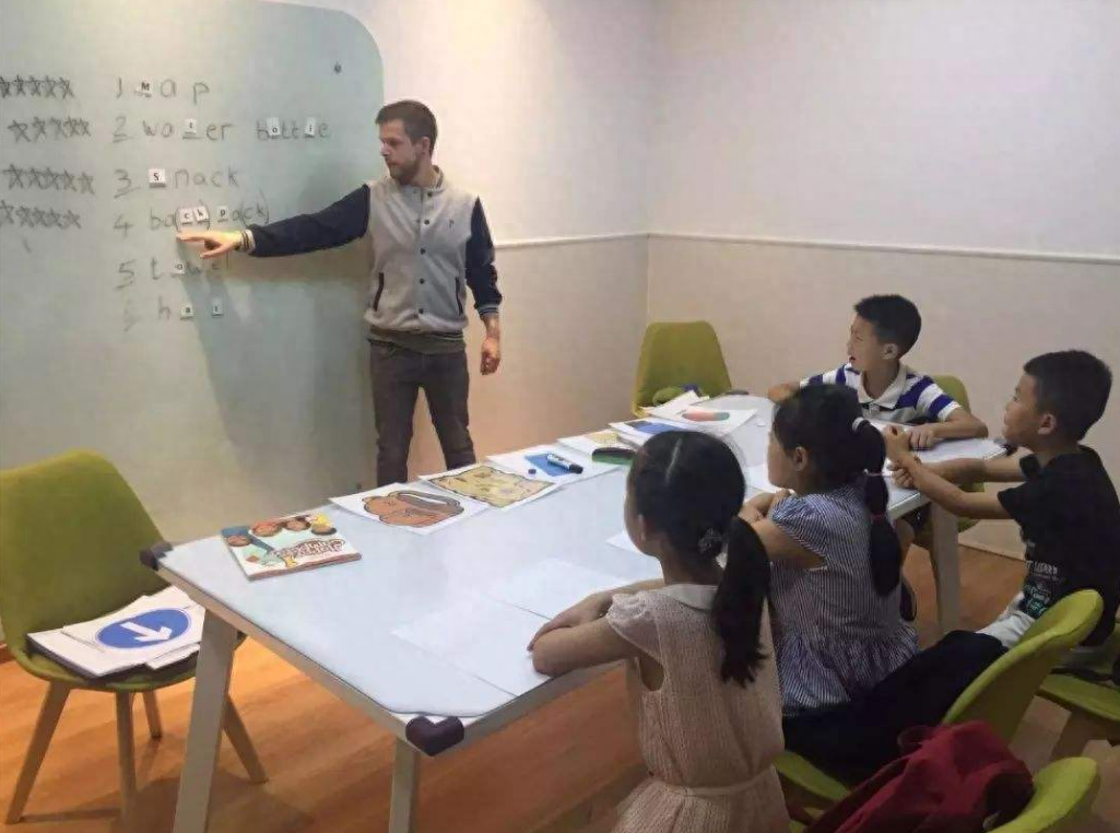 大学基础英语电子版_大学基础英语_大学基础英语学生用书答案