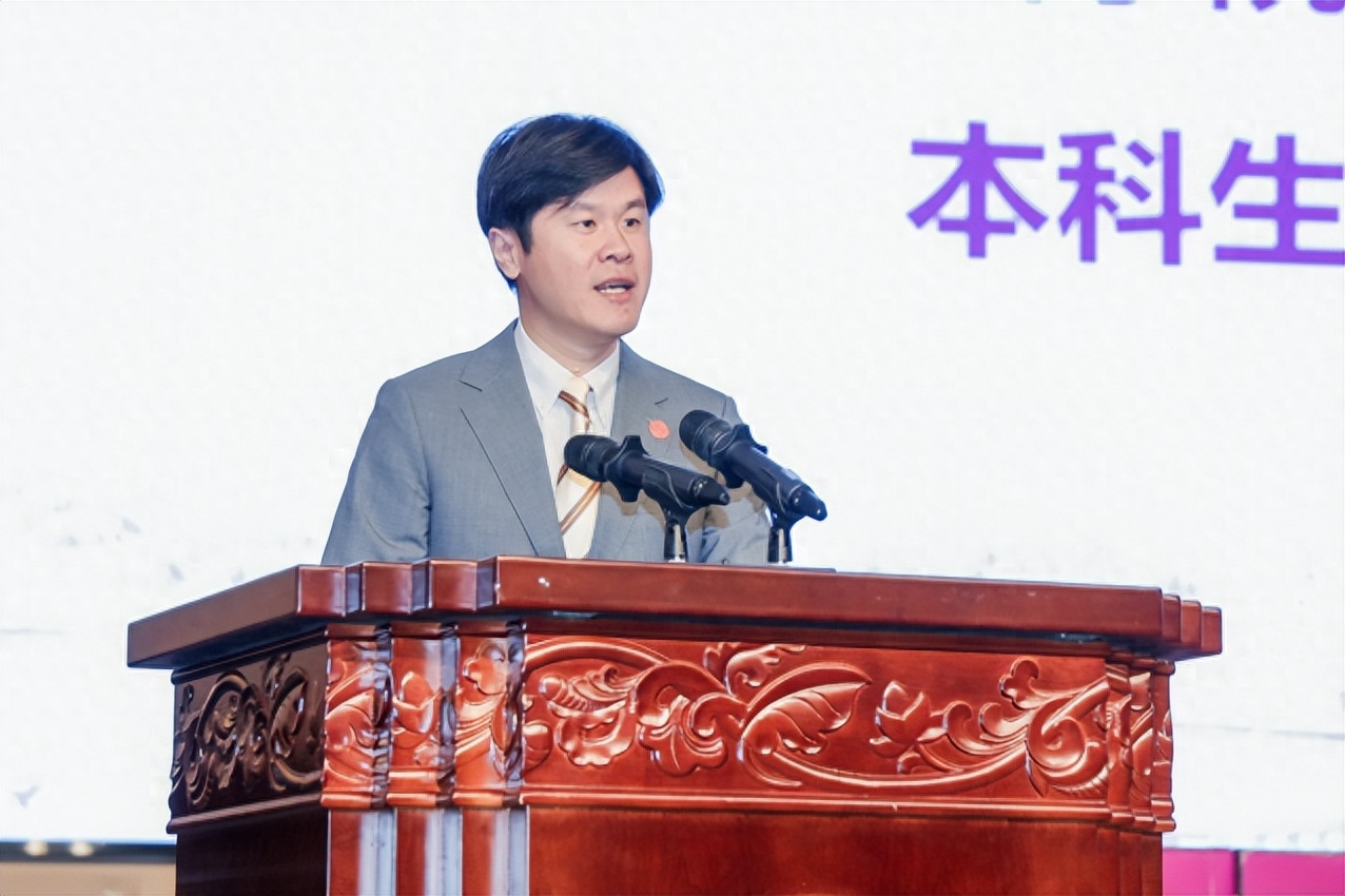 职业学院英语_体育学院英语_英语学院