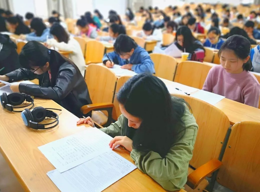 英语四级报名费_报名费英语四级多少钱_报名费英语四级