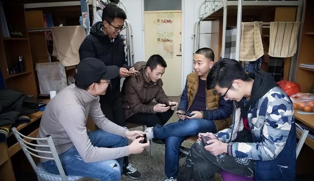 大学英语四级通过率一般多少_英语考试大学_大学英语及格率