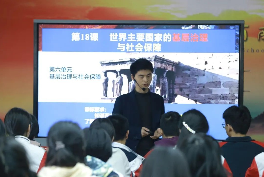 西南英语_西南双语大学_西南大学英语