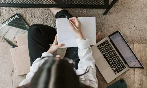 成人英语怎么学从零开始_成人英语口语怎么练最有效_成人一对一英语