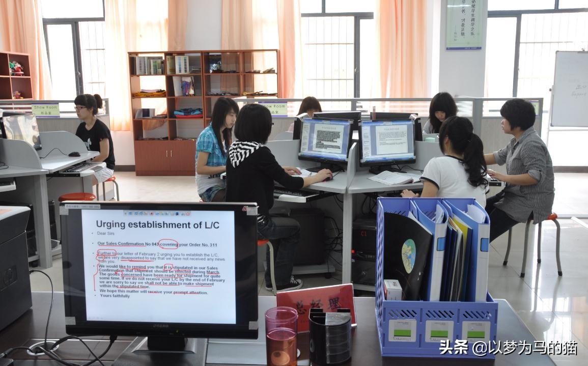 商务英语难就业_难英语商务专业的大学_英语专业难还是商务英语难