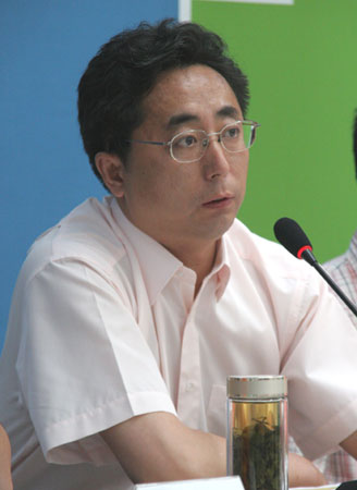 网上学英语哪个好_上学学英语_上网上学校的英语