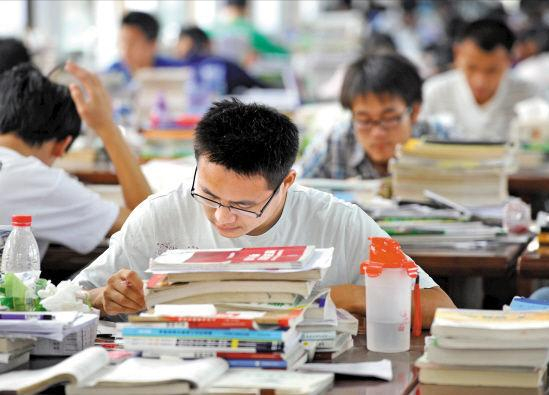 英语研究生的要求_英语研究生需要考什么_研究生要学英语吗