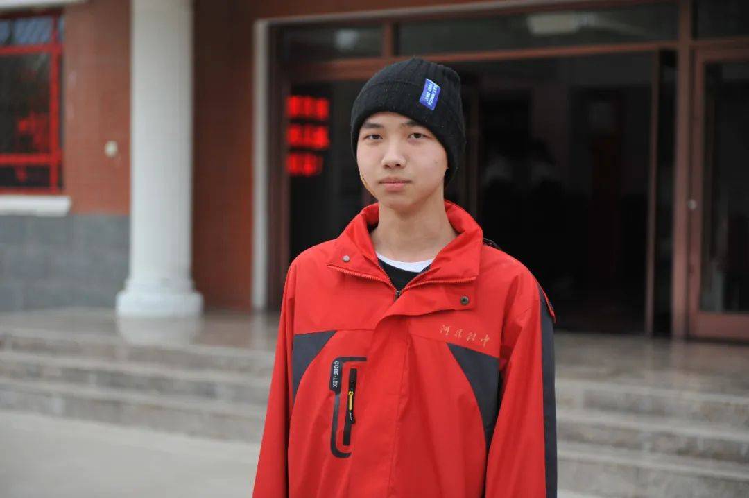 俄语好学吗如何自学啊_俄语好学英语好学_俄语和英语哪个好学