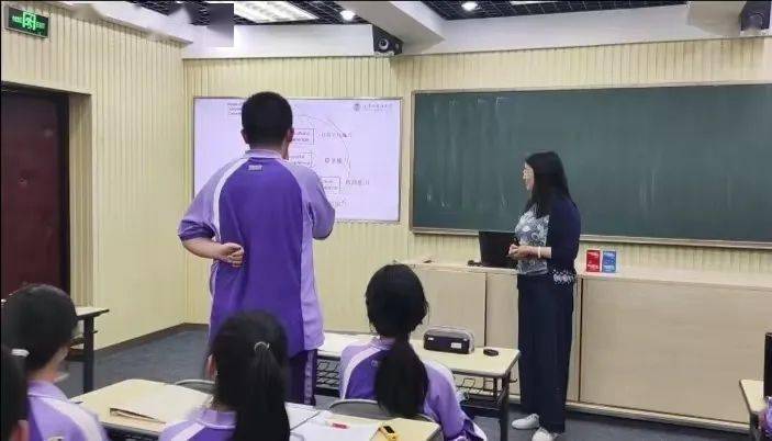 学英语最重要的是单词吗_学英语是重要的英语_学英语是很重要的英语