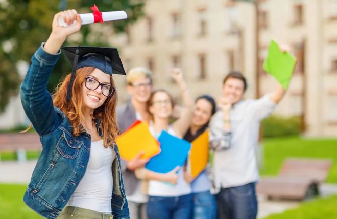 学费英语单词怎么写_英语学费_大学学费英语