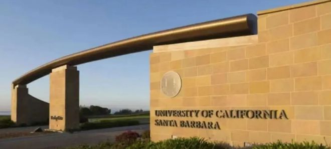 英语专业大学排名前100_大学英语专业排名_英语类大学专业排名