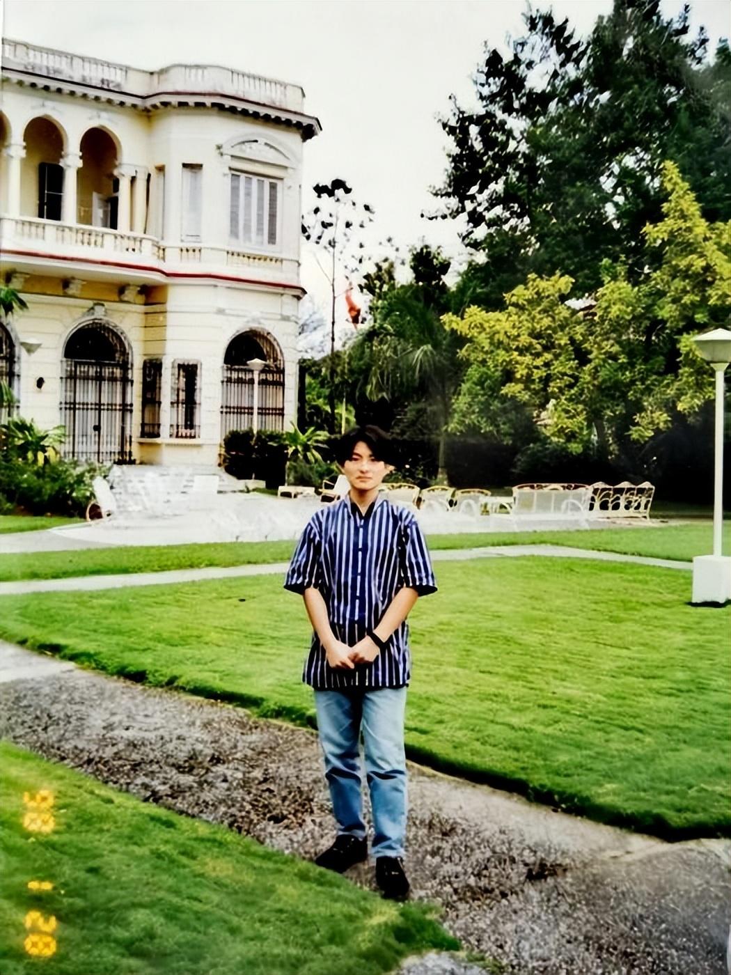 有没有两岁一对一外教_外教有钱吗_有外教的学校就是好吗