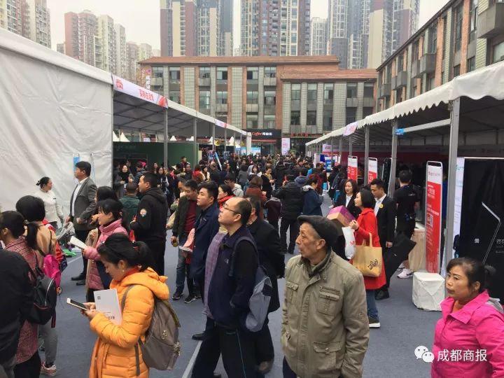 成都哪个外教一对一好_成都外教_成都外教工资多少
