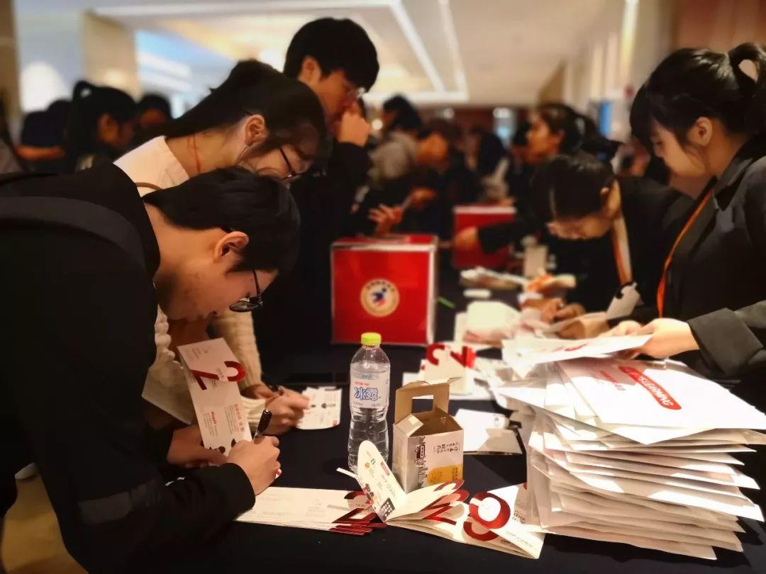 环球雅思外教一对一哪个好_环球雅思有一对一外教_环球雅思外教有哪些课程