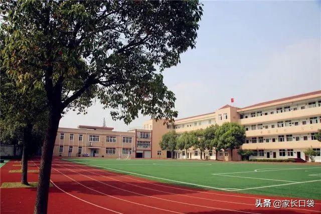 赤峰外教一对一_赤峰外国语招聘老师_赤峰外语学院