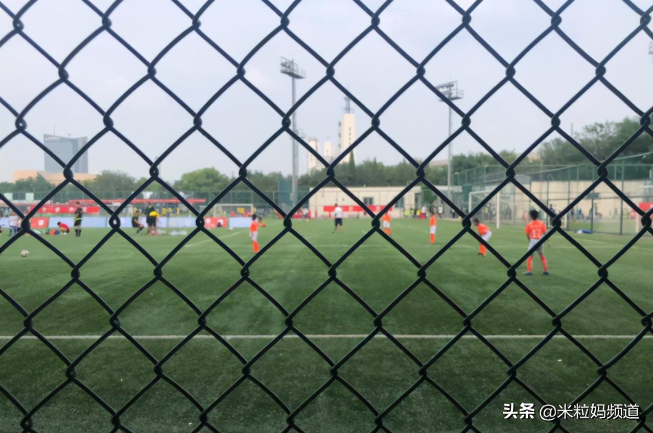 给孩子上外教课有用吗_专心外教孩子上网课好吗_孩子上一对一外教不专心