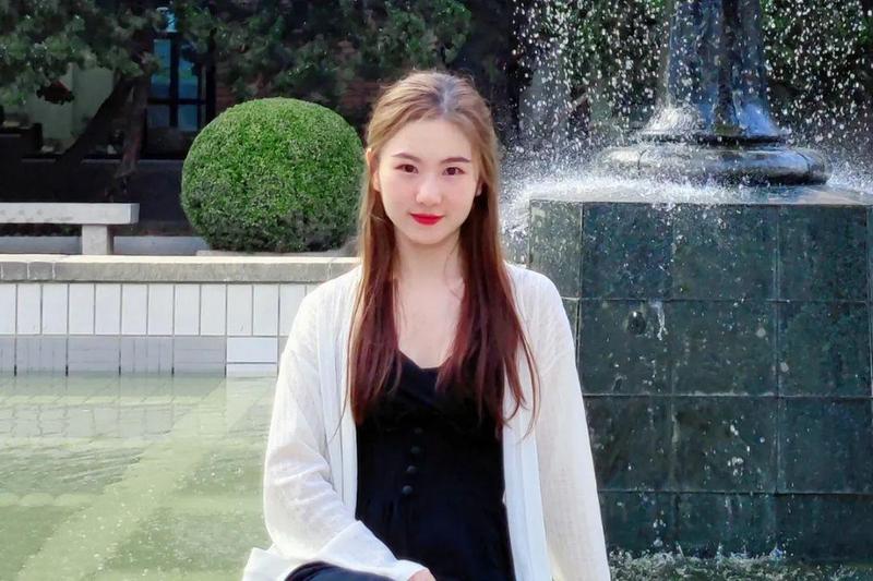 芭蕾外教背影_芭蕾外教一对一_芭蕾外教网站