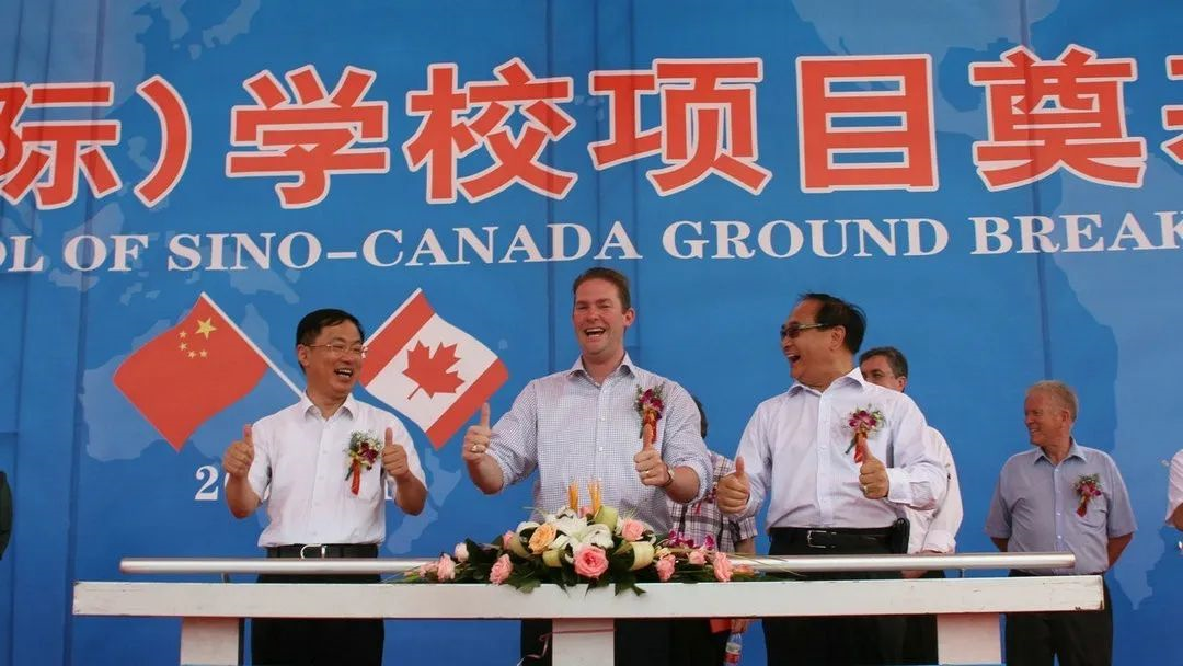 合肥一中外教_合肥高中外教老师工资_合肥高中一对一外教