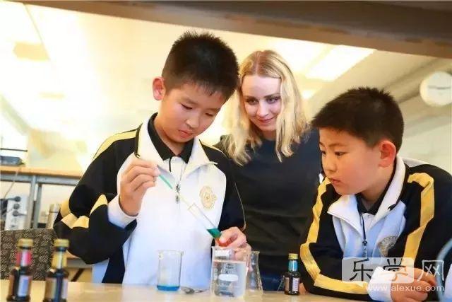 青岛儿童学英语外教一对一_青岛外语培训_青岛外教英语儿童学校有哪些