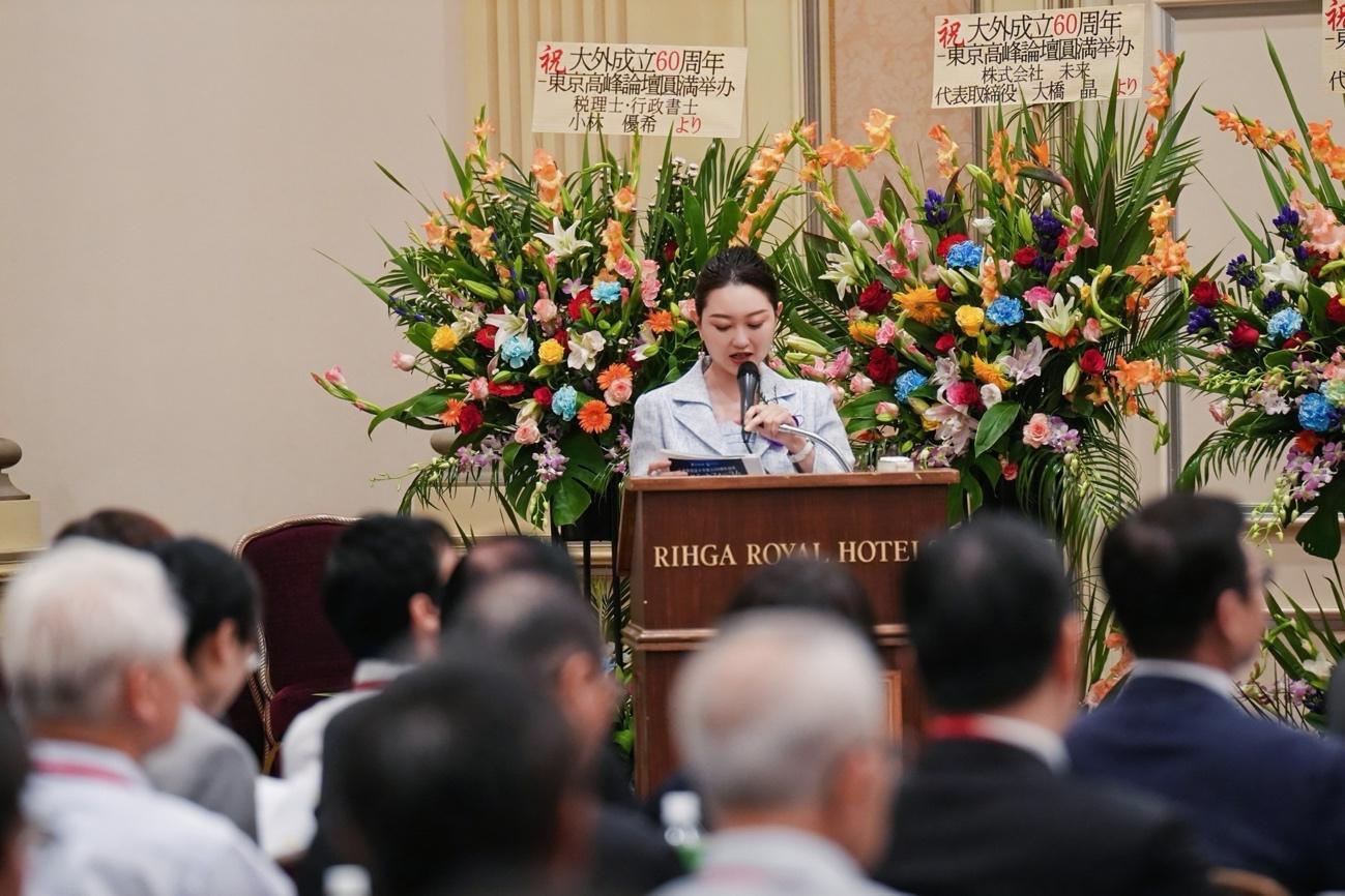 日语感谢老师的教导_感谢日语外教老师一对一_日语外教感谢老师的话简短