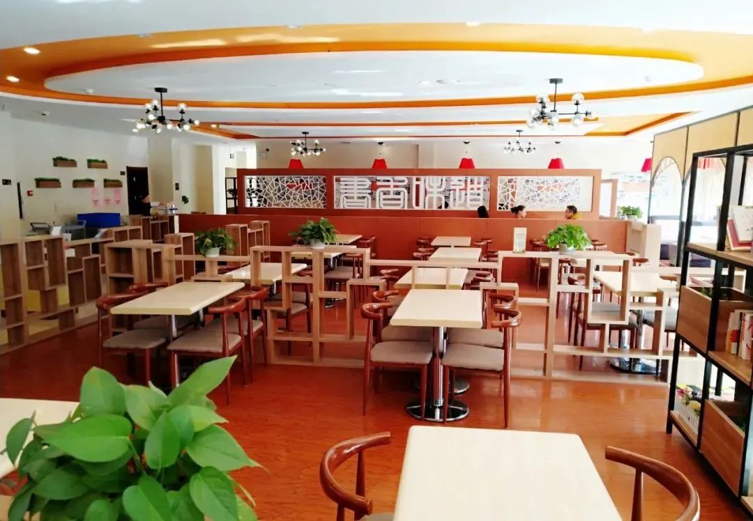 青岛一对一加拿大外教_加拿大外国语学校招聘_青岛加拿大教授